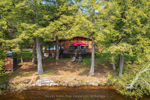1033 Scott Lane, Huntsville, ON, P1H2J6 | Card Image