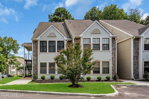 47 Chelmsford Ct, MARLTON, NJ, 08053-4236 | Card Image