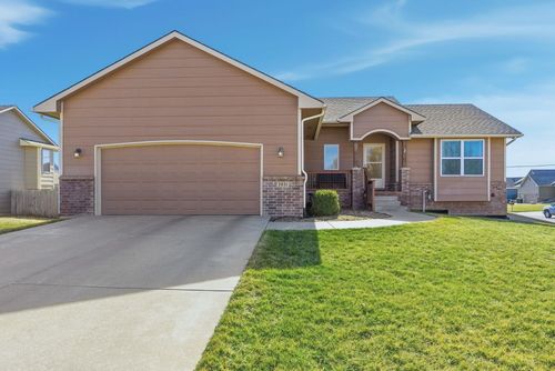 2851 W 3rd Ave, El Dorado, KS, 67042-3001 | Card Image