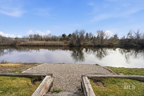 11887 W Pinewood River Ln, Star, ID, 83669-5983 | Card Image