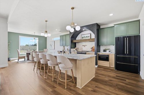 29183 Mammoth Dr, Kennewick, WA, 99338 | Card Image
