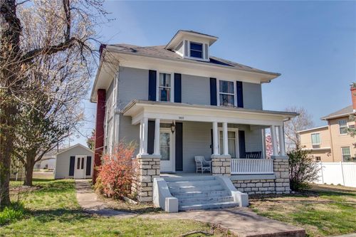 502 N State St, Jerseyville, IL, 62052-1707 | Card Image