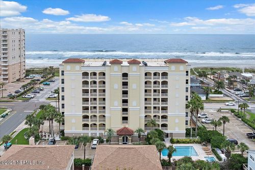 205-1126 1st St N, Jacksonville Beach, FL, 32250-8227 | Card Image