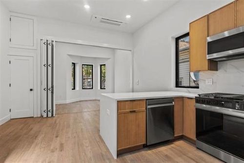 2-41 47th St, Weehawken, NJ, 07086-7103 | Card Image