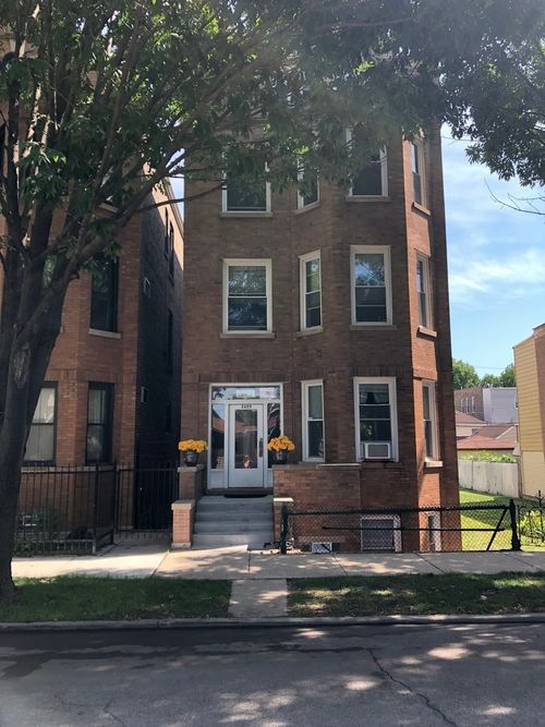 3r-3429 Union Ave, Chicago, IL, 60616-4701 | Card Image