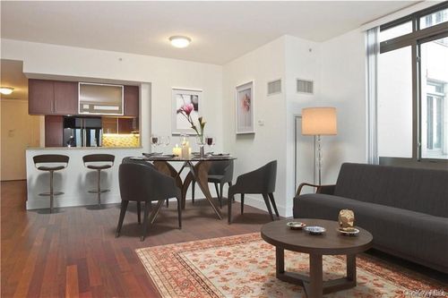 unit-2207-175 Huguenot St, New Rochelle, NY, 10801-7765 | Card Image