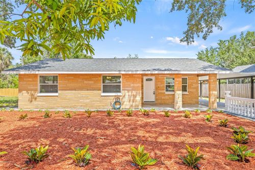 6807 River Rd, Tampa, FL, 33615-2848 | Card Image