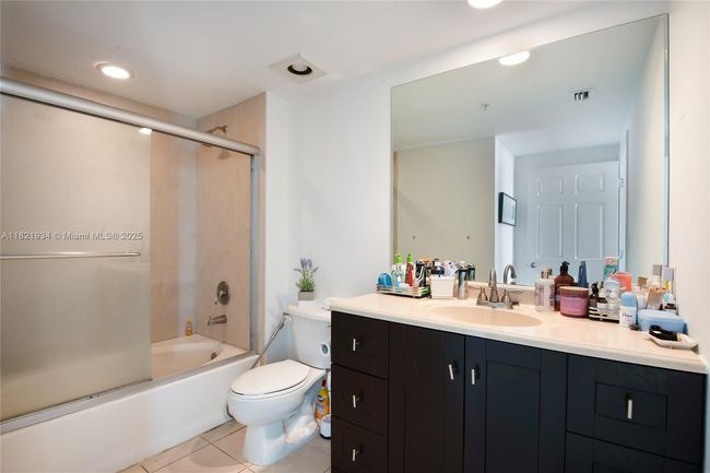 APT-626 - 2000 N Bayshore Dr, Condo with 1 bedrooms, 1 bathrooms and null parking in Miami FL | Image 10
