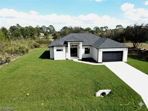 812 Hibiscus Ave, Lehigh Acres, FL, 33972-8001 | Card Image