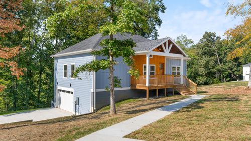 84 Devils Backbone Ln, Manchester, TN, 37355 | Card Image