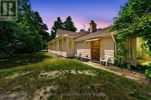 388055 Mono Centre Rd, Mono, ON, L9W6V8 | Card Image