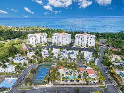 324-324 Calle Olivine, Vega Alta, PR, 00692 | Card Image