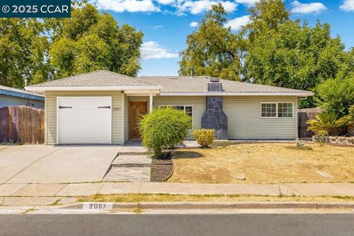 2087 Brook St, Concord, CA, 94520-4701 | Card Image