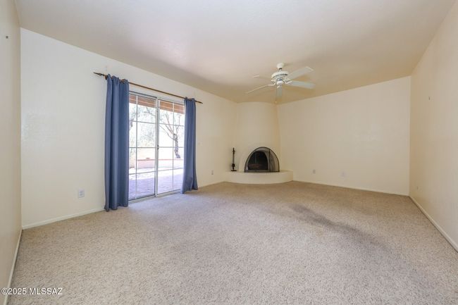 Beehive Fireplace | Image 14