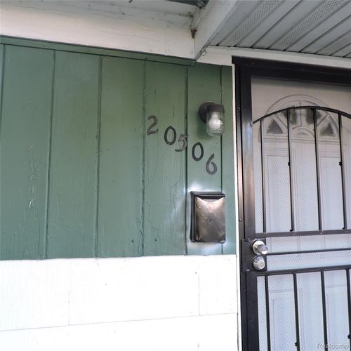 20506 Revere St, Detroit, MI, 48234-1752 | Card Image