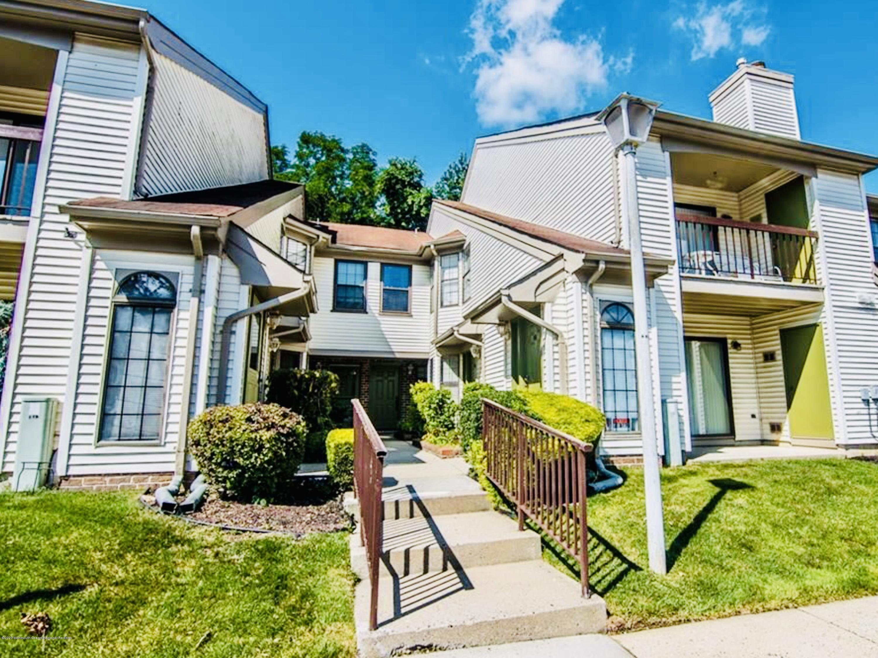 1606 Pebble Place, Inactive in Parlin Zoocasa