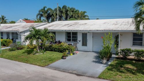 30-728 Ridge Rd, Lantana, FL, 33462-1530 | Card Image