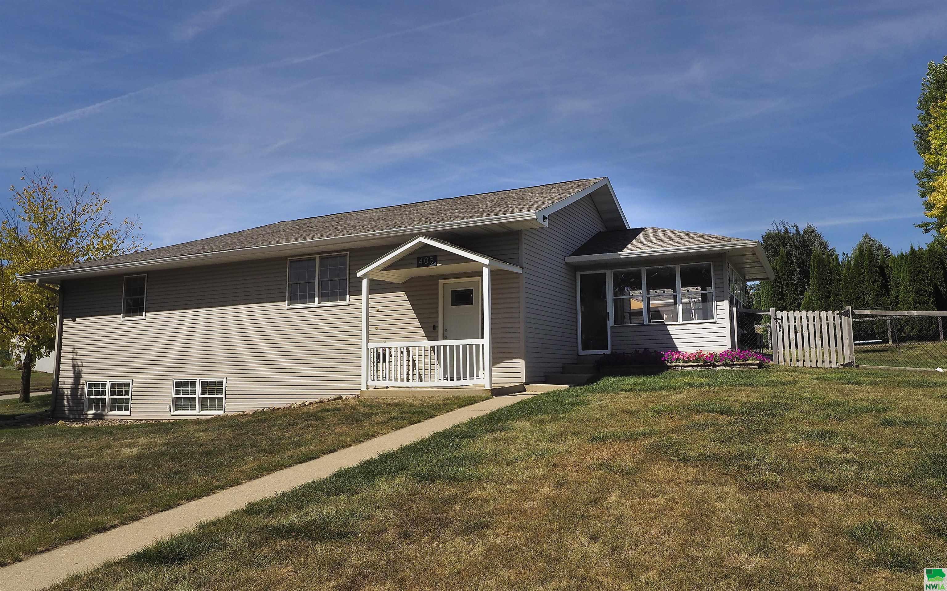 Sunset St, Moville, IA 51039