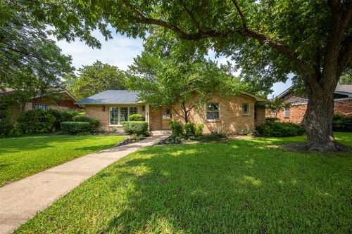 8925 Forest Cliff Dr, Dallas, TX, 75228-5123 | Card Image