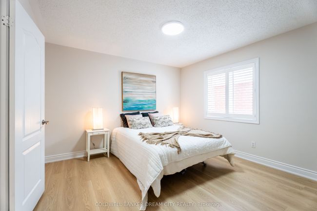 32 Charger Lane, House other with 8 bedrooms, 4 bathrooms and 2 parking in Brampton ON | Image 25