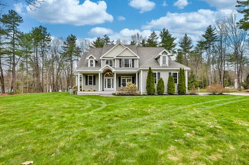 45 Wildwood Dr, Brookline, NH, 03033-2143 | Card Image