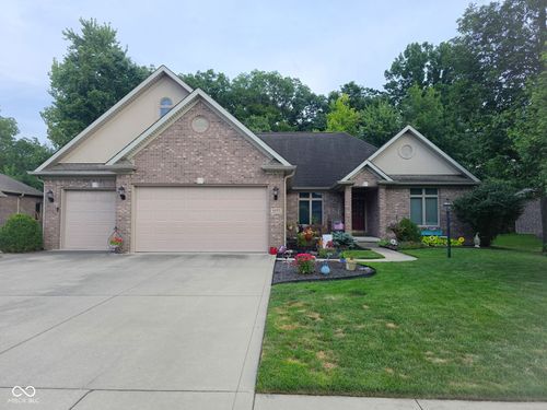 6655 Golden Oak Ln, Avon, IN, 46123-8818 | Card Image