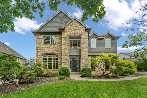 5010 Inge Ct, Lawrence, KS, 66049-4835 | Card Image