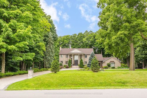 10 Walnut Glen Pl, Markham, ON, L6C1A3 | Card Image