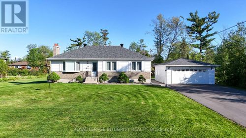 18 Brookdale Ave, Nepean, ON, K2E6X2 | Card Image