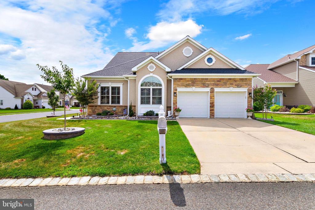 Deal Ln, Waretown, NJ 08758