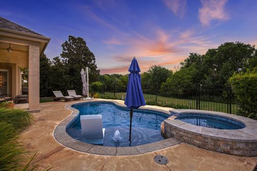 520 Queensbury Turn, Southlake, TX, 76092-9506 | Card Image