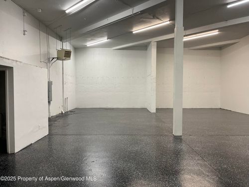 a-209 Aspen Airport Business Ctr, Aspen, CO, 81611-3527 | Card Image