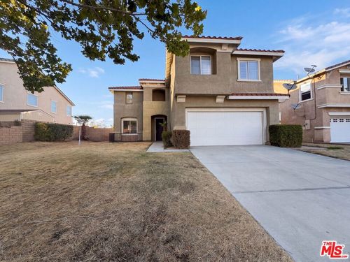 2423 Carolyn Dr, Palmdale, CA, 93551 | Card Image