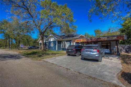 201 E Birch Street, Campbell, TX, 75422 | Card Image