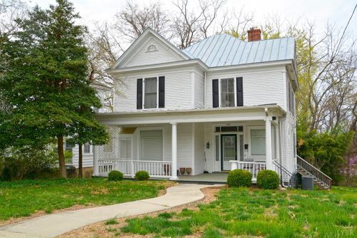 900 High St, FARMVILLE, VA, 23901-1822 | Card Image