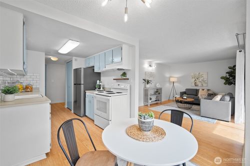 1330 Orleans St, Bellingham, WA, 98229-2017 | Card Image