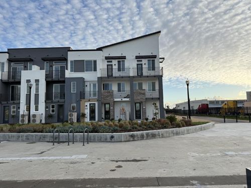 405 Sentinel Dr, Alameda, CA, 94501-7890 | Card Image