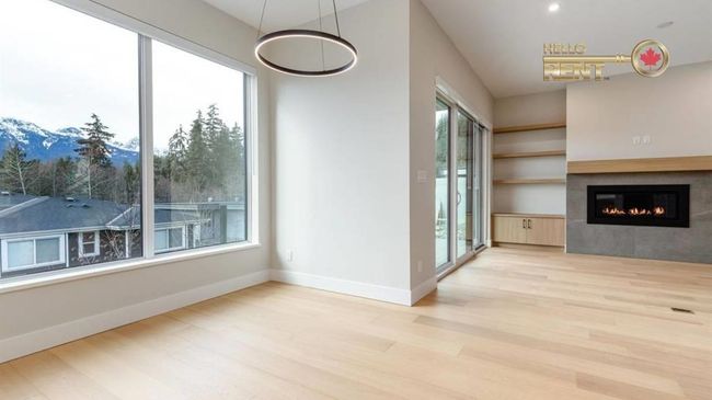 13 - 3385 Mamquam Rd, House other with 5 bedrooms, 6 bathrooms and 2 parking in Squamish BC | Image 4