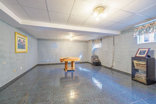 2 Greenvale Crt, House other with 3 bedrooms, 3 bathrooms and 4 parking in Fonthill ON | Image 33