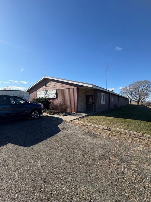 301 Highway 61 N, Wapello, IA, 52653-1242 | Card Image