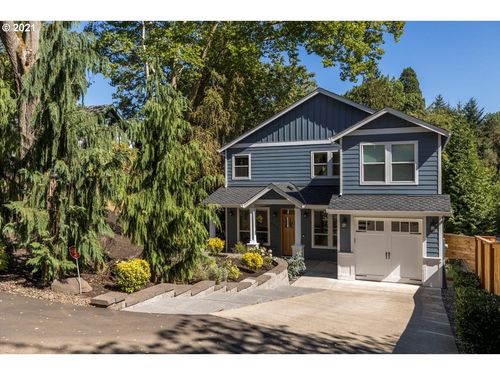 4412 Sw Shattuck Rd, Portland, OR, 97221-3049 | Card Image