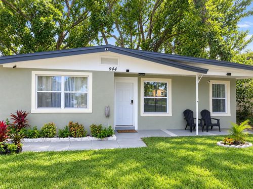 944 Hibiscus Ave, DAYTONA BEACH, FL, 32117-3418 | Card Image