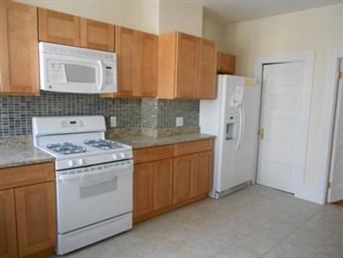 3-66 Clifford St, Boston, MA, 02119-3865 | Card Image