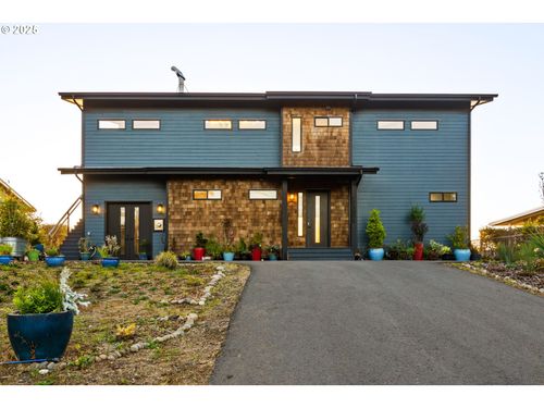 11000 Nw Pacific Coast Hwy, Seal Rock, OR, 97376-9649 | Card Image