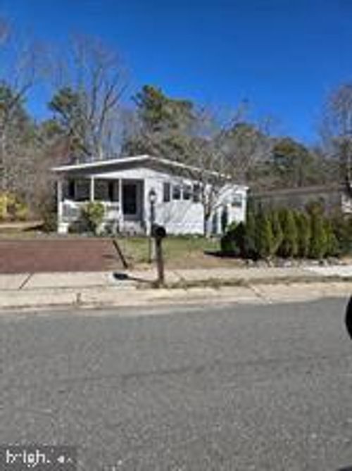 nj-43 Hickory Ln, Saugus, MA, 01906-3147 | Card Image