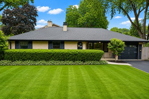 51 E Heron Dr, Palatine, IL, 60067-1701 | Card Image
