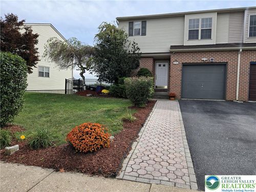 176 W 30th Street, Northampton Boro, PA, 18067 | Card Image