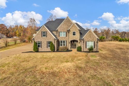3270 Rast Rd, Millington, TN, 38053-8816 | Card Image