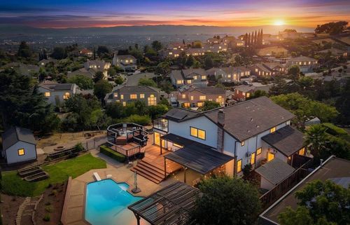 1237 Renraw Dr, San Jose, CA, 95127-4418 | Card Image