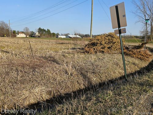 1402 S Phillips Rd, Deford, MI, 48729-9756 | Card Image